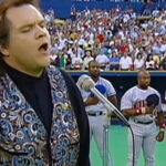 (VIDEO)Meat Loaf showed everyone how the National Anthem should be sung