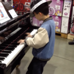 (VIDEO)He Steps Up To The Piano At The Store — Keep Your Eyes Glued To His Hands! You Won’t Believe It!