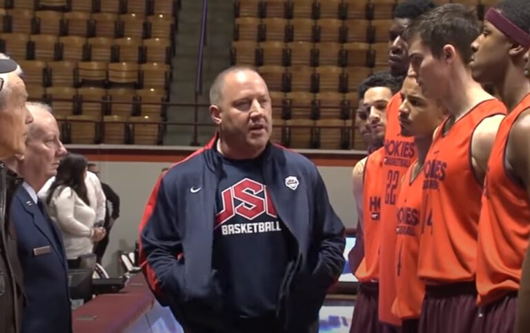 (VIDEO)Coach Was Furious When His Players Disrespected National Anthem, So He Does THIS To Teach Them A Lesson!