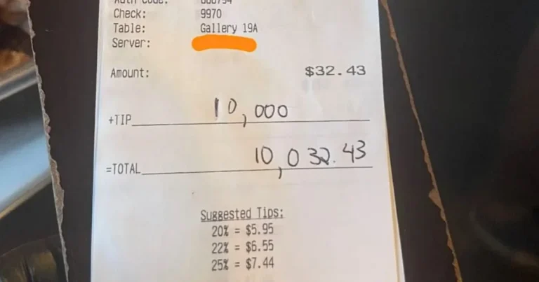 Customer Leaves $10K Tip on $32 Bill, And The Reason Is So Touching