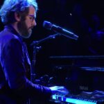 (VIDEO)Josh Groban Performs ‘Bridge Over Troubled Water’ So Beautifully, It Makes The Crowd Weep