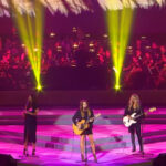 (VIDEO)Three Women Begin Singing ‘Delta Dawn’ – Suddenly Out of Nowhere, a Fourth Joins in, and It’s Magical