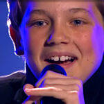 (VIDEO)15-Yr-Old Shocks ‘Voice’ Judges With Chair-Turning Performance