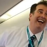 (VIDEO)Flight attendant’s hilarious safety demo fills plane with laughter