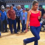 (VIDEO)Woman wows with ‘flatfoot dance’ like her knees have special hinges