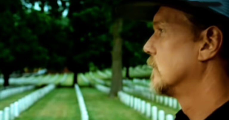 (VIDEO)Teary-Eyed Superstar Honors Fallen Soldiers With Powerful ‘Arlington’ Performance