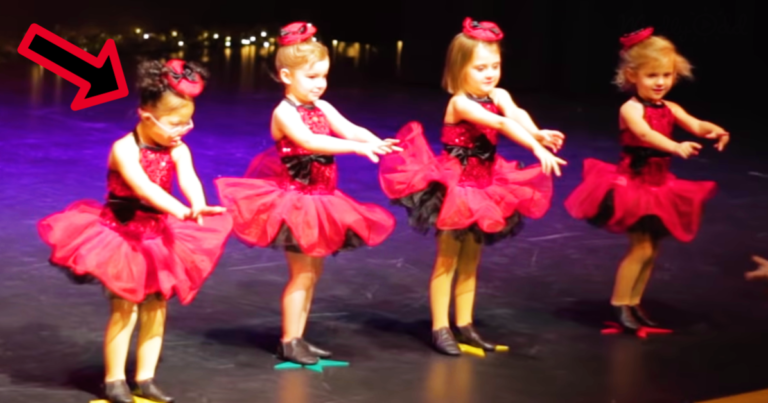 (VIDEO)4 Tiny Girls Line Up For Their Christmas Dance Recital – Keep Your Eyes on the Darling with the Pink Glasses