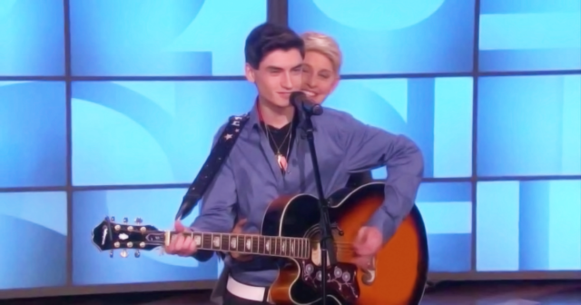 (VIDEO)This 16-Year-Old Sounds Astoundingly Like Elvis Himself