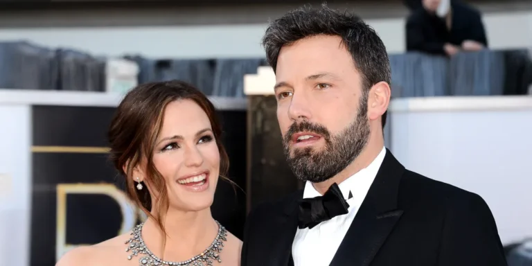 Fans Stunned After Seeing Ben Affleck’s Son, 12, Who ‘Looks Like His Mom’ on a Rare Outing – Photos