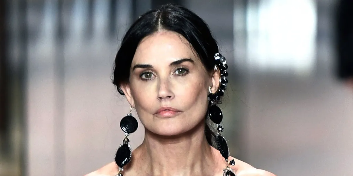 What Demi Moore, 61, Has Done to Her Face to Look Like She’s ‘Aging Backwards,’ According to a Cosmetic Doctor