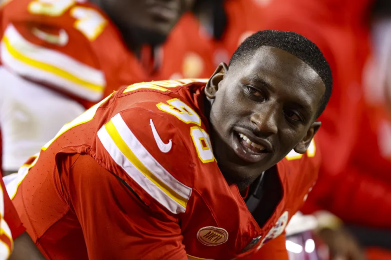 Chiefs’ Tershawn Wharton Saves Young Fan During Panthers Game – Video