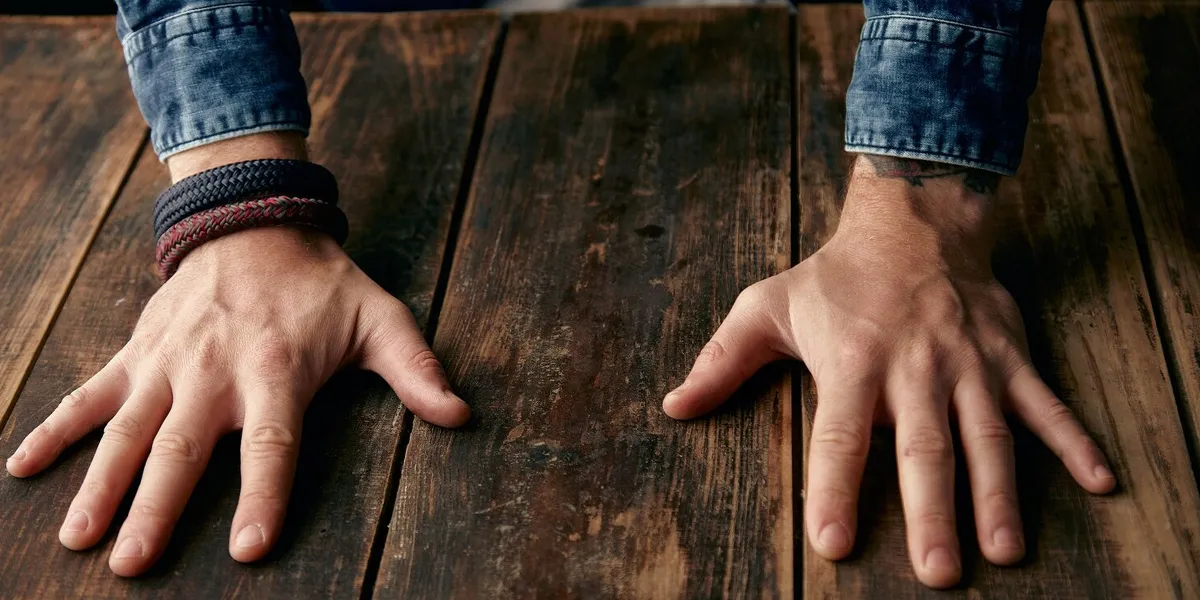 Woman Spots Bracelet She Made for Missing Son on Waiter’s Hand After Two Years & Confronts Him Before Paying the Bill