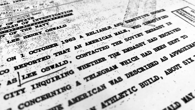 BREAKING: Trump Signs Order Declassifying JFK, MLK Files