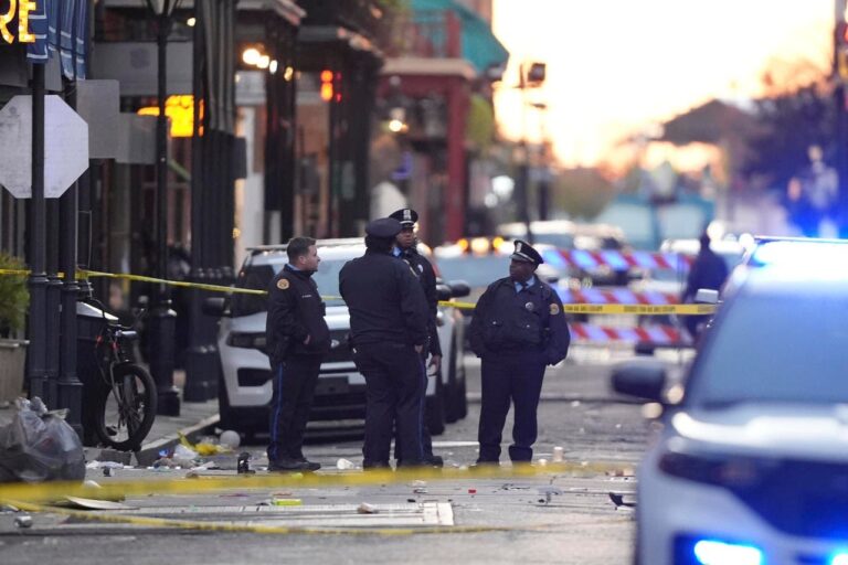 10 killed on Bourbon Street in New Orleans after suspect intentionally slams truck into crowd; dozens injured