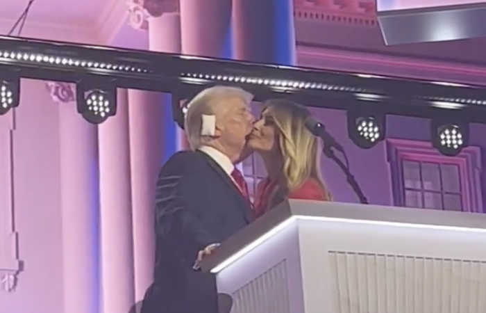 WATCH: Stunning Video Captures Melania Surprising Her Husband on Stage in a Gorgeous Outfit – His Heartwarming Reaction Will Melt Your Heart!