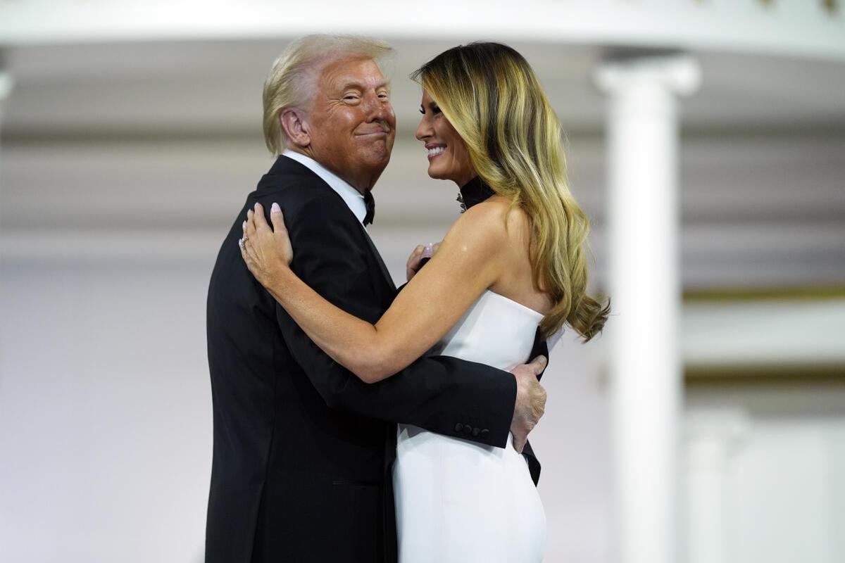 Lip Reader Reveals What Donald and Melania Trump Discussed During Their Inaugural Ball Dance