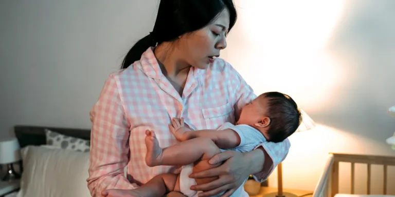 My Husband Snapped at Me, ‘My Bedtime Is 11 PM & If the Baby Wakes Up, That’s Your Problem’—What His Mother Did Next Made Me Gasp