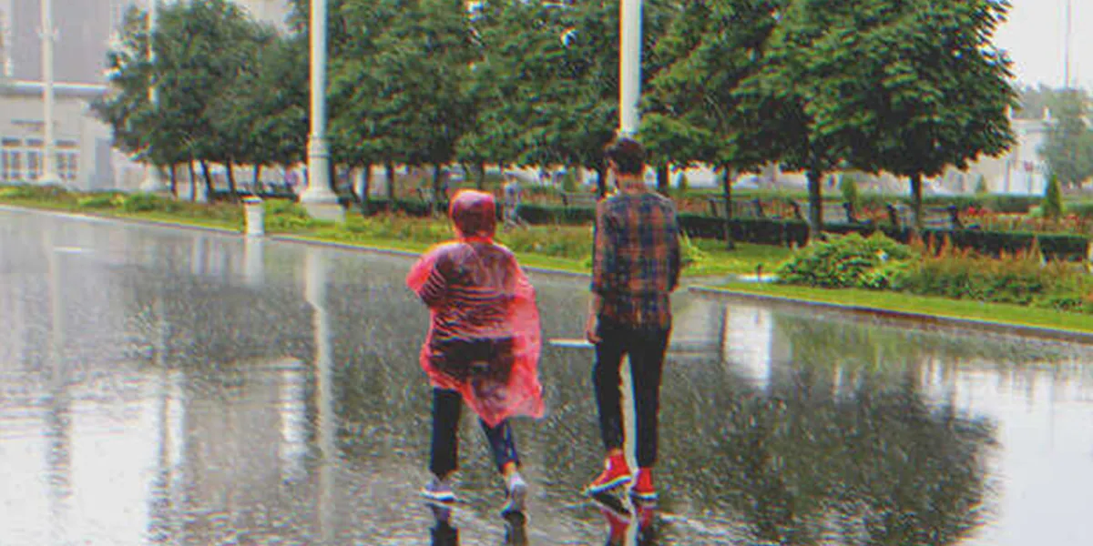 Man Gives Two Boys Soaked in Rain a Ride, Sees Them Again on His Doorstep the Next Day – Story of the Day