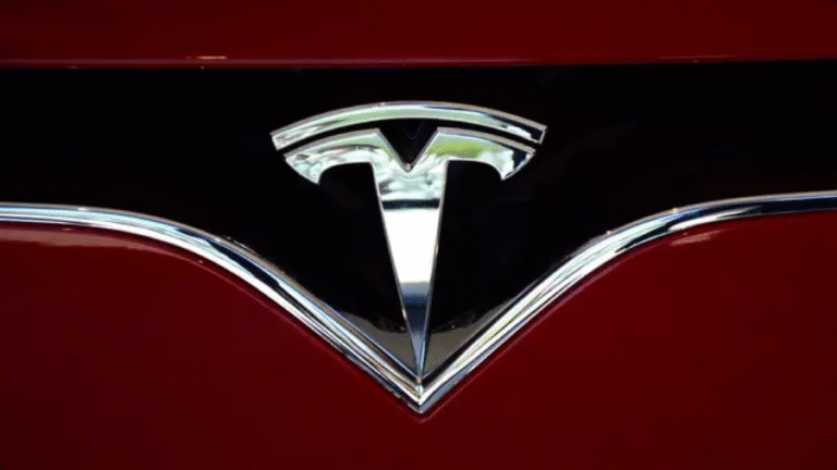 People are only just realising Tesla’s logo has a hidden meaning
