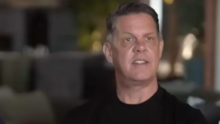 Man diagnosed with early-onset dementia at 55 years old had one sign noticed by doctors before diagnosis