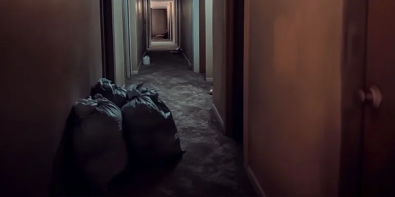 My Neighbor Kept Leaving Her Trash by My Door – Until Karma Did What I Couldn’t