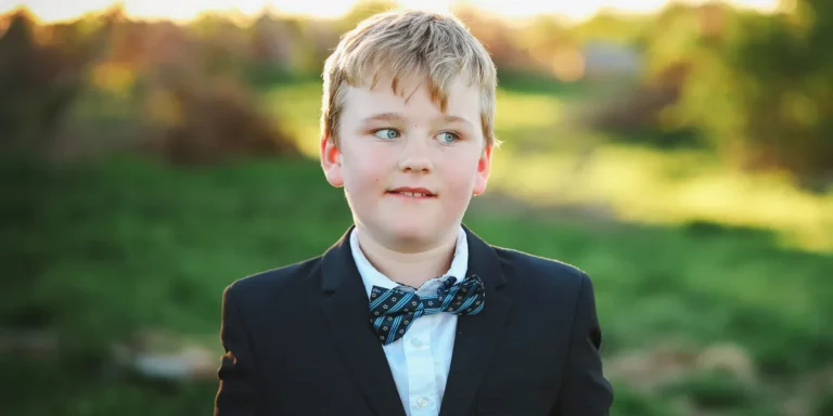 At My Sister’s Wedding, My Son Grabbed My Hand and Whispered, ‘Mom… We Need to Go. Now!’ – What He Showed Me Changed Everything