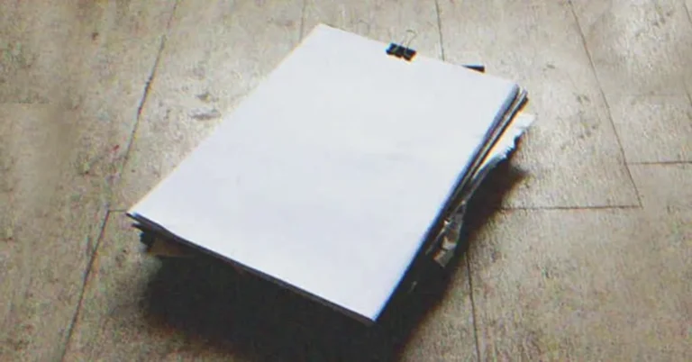 Woman Splits Rent with Boyfriend for Years, Then She Discovers Some Documents – Story of the Day