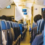 Business Class Passenger Mocked Me For Looking Like ‘Homeless’ — By The Time We Landed, The Entire Cabin Gave Me A Standing Ovation