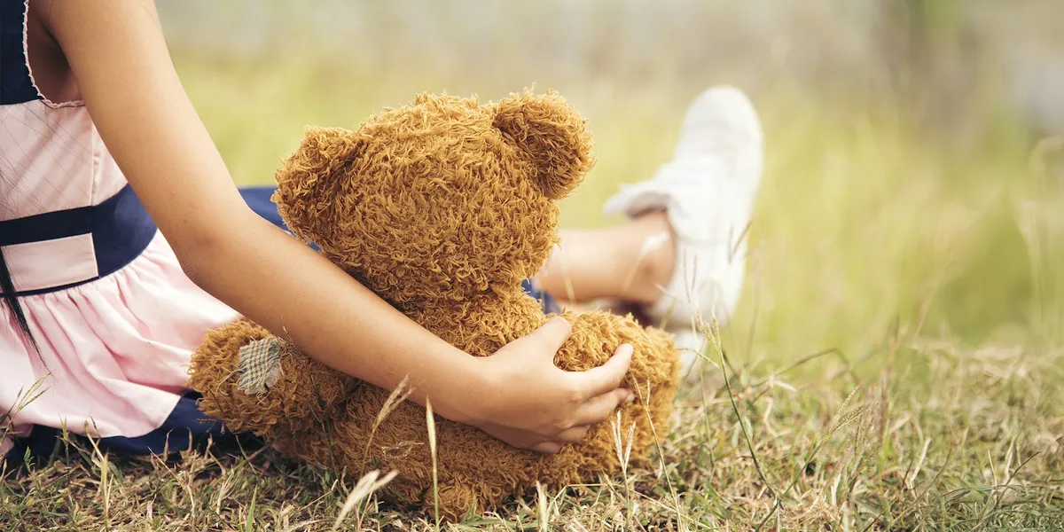 My Daughter Brought Home a Teddy Bear She Grew Attached to, but One Day I Discovered Someone Was Talking to Her Through the Toy — Story of the Day