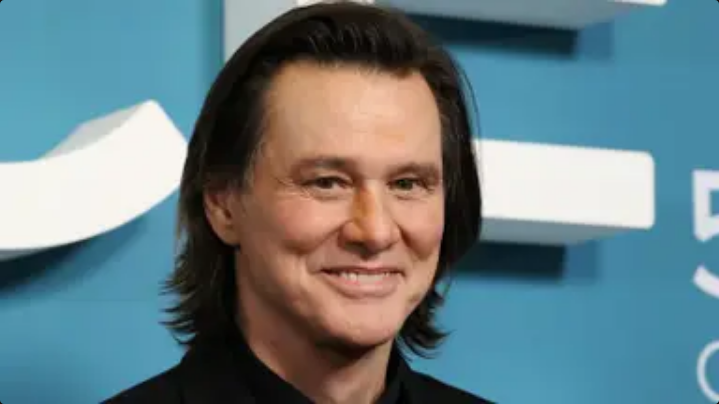 Statement released shutting down claims drag artist impersonated Jim Carrey during rare appearance