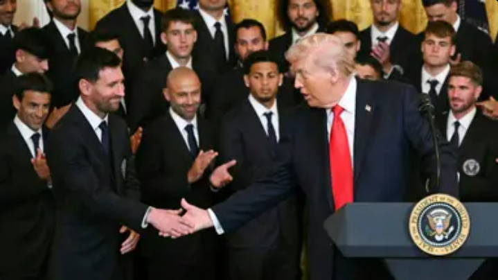 Donald Trump’s comments in front of football team leaves people stunned