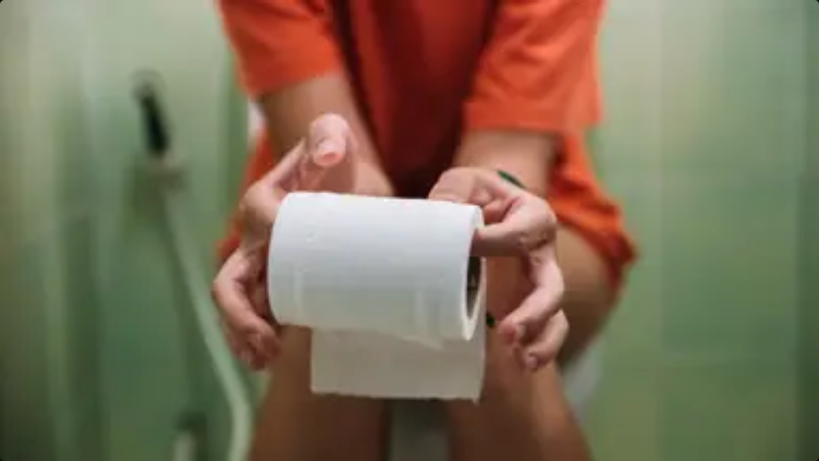 How often you should poo each week, according to scientists
