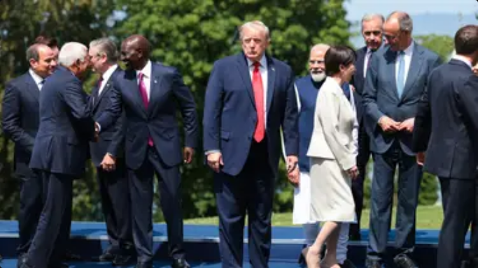 Donald Trump sparks divided reaction over group photo with G7 world leaders