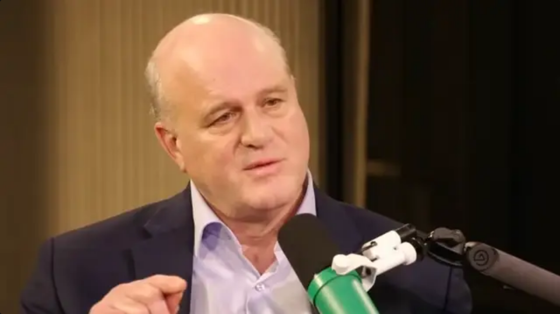Hospice doctor shares the key signs someone is about to die