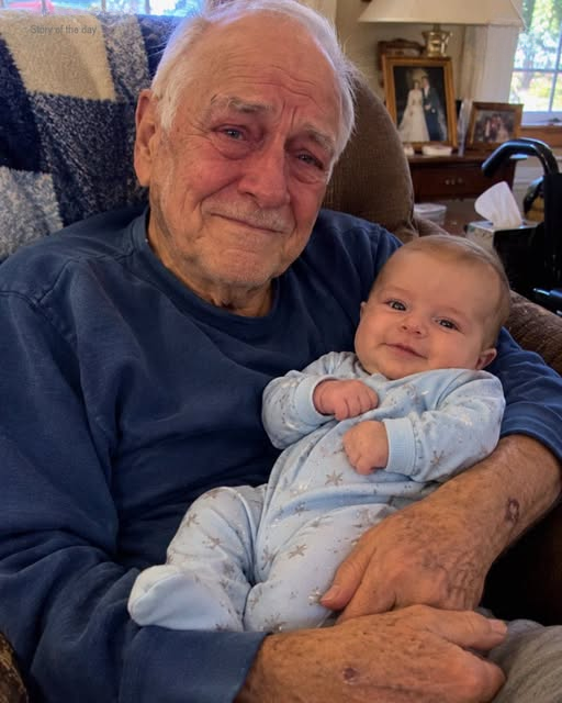 Woman Brought Her Young Son to Meet Her Grandfather, Who Could Hardly Remember Anything from the Last Two Years – When He Saw Her Husband, He Blurted Out, ‘Oh God… What Have You Done?’